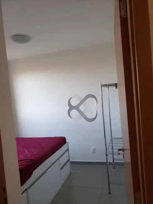 Foto 11 de Apartamento com 2 quartos à venda, 45m2 em Londrina - PR
