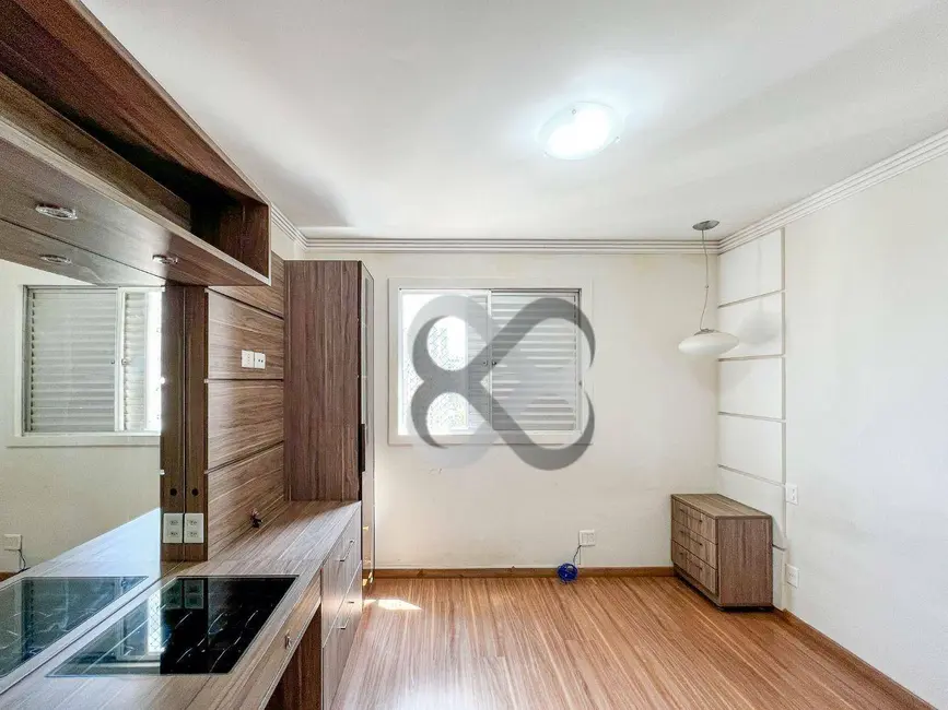 Apartamento com 3 quartos à venda, 119m2 em Centro, Londrina - PR - imagem 8 Foto 8 de Apartamento com 3 quartos à venda, 119m2 em Centro, Londrina - PR