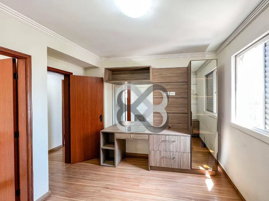 Apartamento com 3 quartos à venda, 119m2 em Centro, Londrina - PR - imagem 9 Foto 9 de Apartamento com 3 quartos à venda, 119m2 em Centro, Londrina - PR
