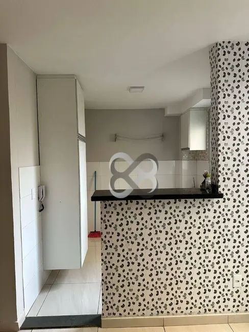 Foto 2 de Apartamento com 2 quartos à venda, 45m2 em Jardim Maria Luiza, Londrina - PR
