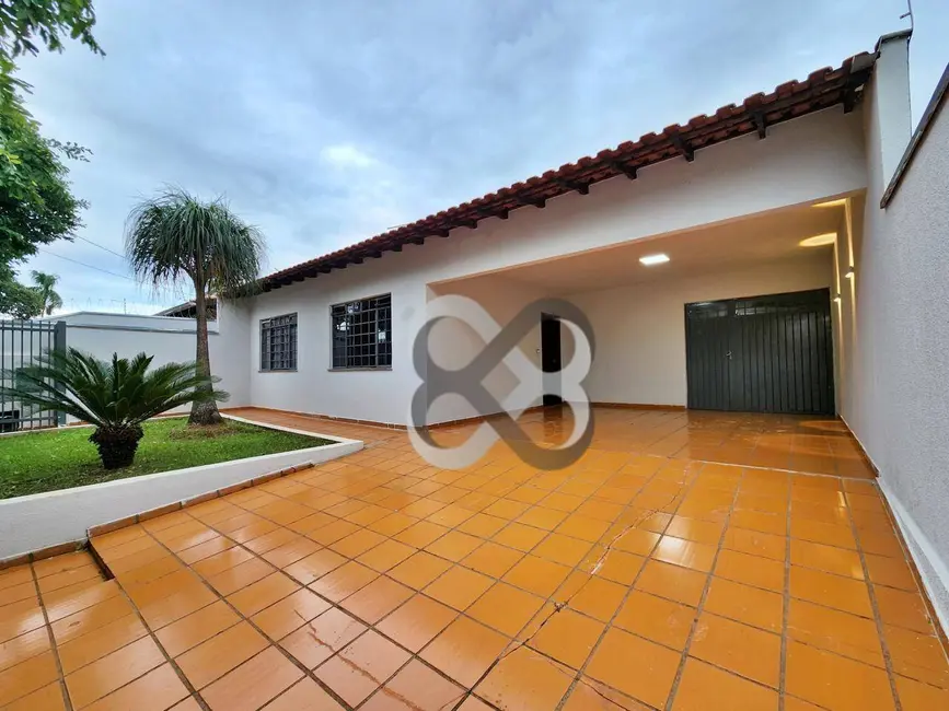 Foto 1 de Casa com 3 quartos à venda, 119m2 em San Fernando, Londrina - PR