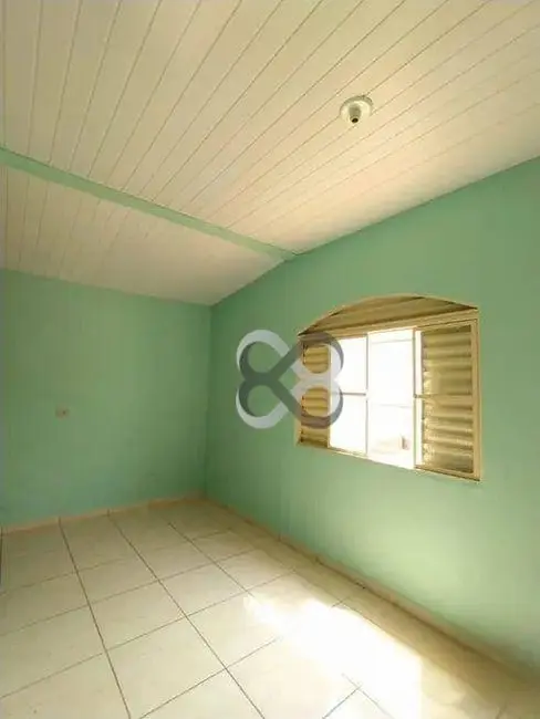 Casa com 2 quartos à venda, 200m2 em Conjunto Semiramis Barros Braga, Londrina - PR - imagem 8 Foto 8 de Casa com 2 quartos à venda, 200m2 em Conjunto Semiramis Barros Braga, Londrina - PR