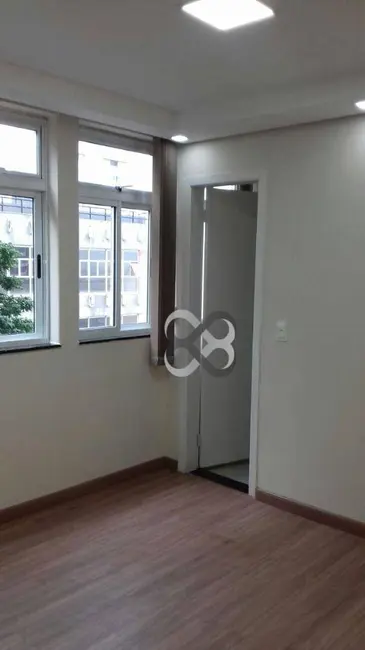 Sala Comercial à venda e para alugar, 66m2 em Centro, Londrina - PR - imagem 6 Foto 6 de Sala Comercial à venda e para alugar, 66m2 em Centro, Londrina - PR