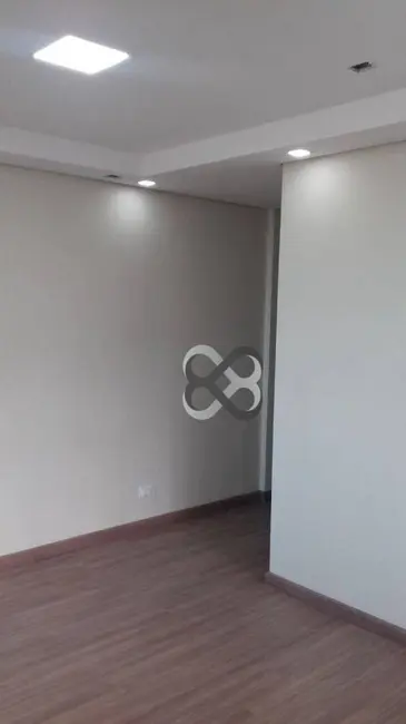 Sala Comercial à venda e para alugar, 66m2 em Centro, Londrina - PR - imagem 4 Foto 4 de Sala Comercial à venda e para alugar, 66m2 em Centro, Londrina - PR