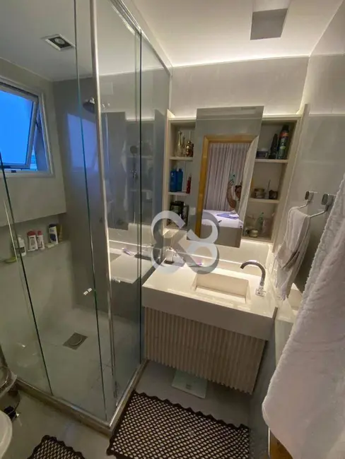 Apartamento com 3 quartos à venda, 138m2 em Londrina - PR - imagem 8 Foto 8 de Apartamento com 3 quartos à venda, 138m2 em Londrina - PR
