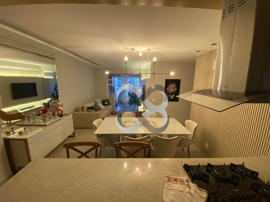 Apartamento com 3 quartos à venda, 138m2 em Londrina - PR - imagem 3 Foto 3 de Apartamento com 3 quartos à venda, 138m2 em Londrina - PR
