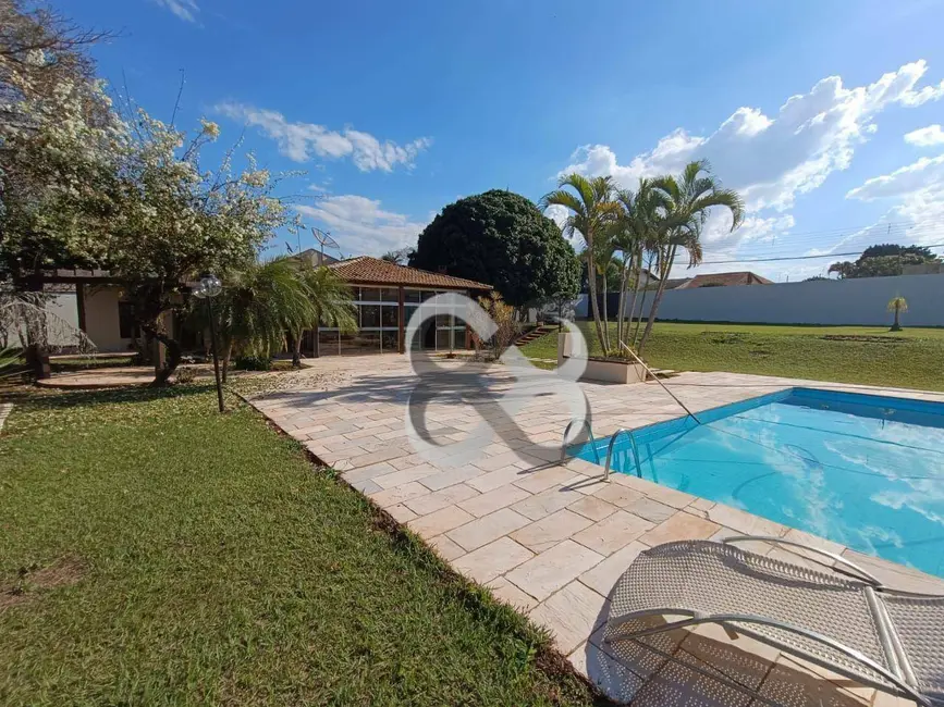 Foto 5 de Chácara com 3 quartos à venda, 2500m2 em Jardim Itatiaia 2, Londrina - PR