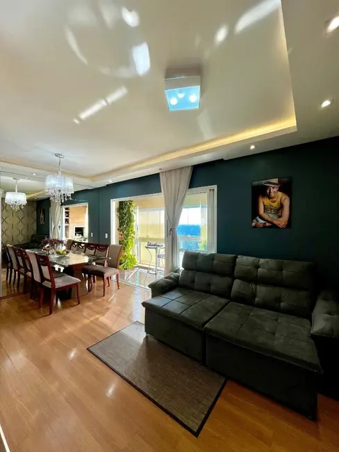 Apartamento com 2 quartos à venda, 120m2 em Londrina - PR - imagem 7 Foto 7 de Apartamento com 2 quartos à venda, 120m2 em Londrina - PR