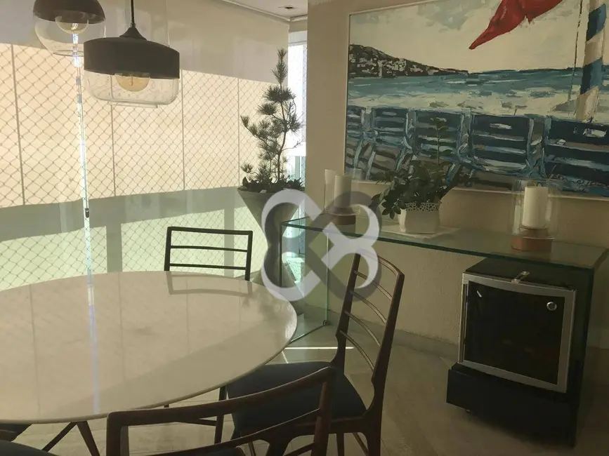 Apartamento com 3 quartos à venda, 190m2 em Centro, Londrina - PR - imagem 3 Foto 3 de Apartamento com 3 quartos à venda, 190m2 em Centro, Londrina - PR