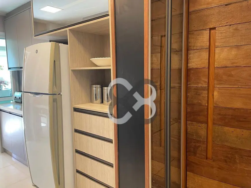 Apartamento com 3 quartos à venda, 190m2 em Centro, Londrina - PR - imagem 6 Foto 6 de Apartamento com 3 quartos à venda, 190m2 em Centro, Londrina - PR