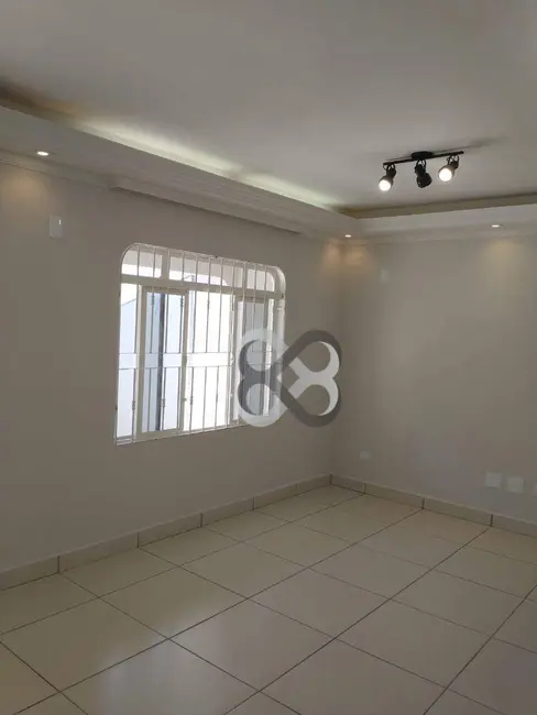 Casa com 3 quartos à venda e para alugar, 200m2 em Conjunto Habitacional Alexandre Urbanas, Londrina - PR - imagem 5 Foto 5 de Casa com 3 quartos à venda e para alugar, 200m2 em Conjunto Habitacional Alexandre Urbanas, Londrina - PR