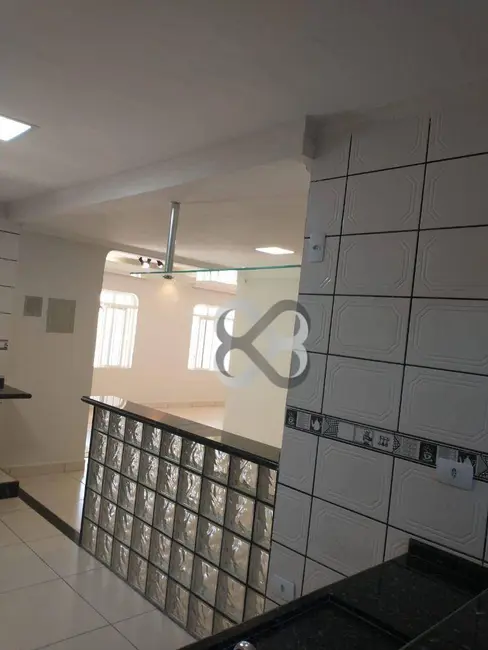 Casa com 3 quartos à venda e para alugar, 200m2 em Conjunto Habitacional Alexandre Urbanas, Londrina - PR - imagem 8 Foto 8 de Casa com 3 quartos à venda e para alugar, 200m2 em Conjunto Habitacional Alexandre Urbanas, Londrina - PR
