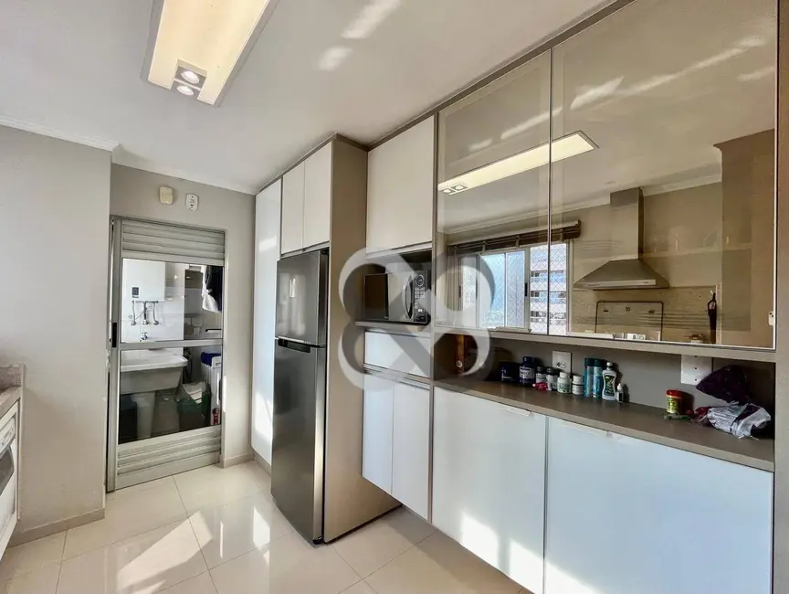 Apartamento com 3 quartos à venda, 192m2 em Guanabara Parque Boulevard, Londrina - PR - imagem 8 Foto 8 de Apartamento com 3 quartos à venda, 192m2 em Guanabara Parque Boulevard, Londrina - PR