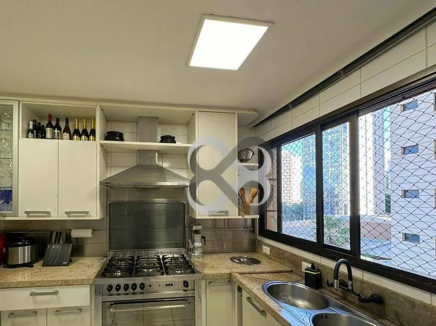 Foto 8 de Apartamento com 4 quartos à venda, 320m2 em Jardim do Lago, Londrina - PR