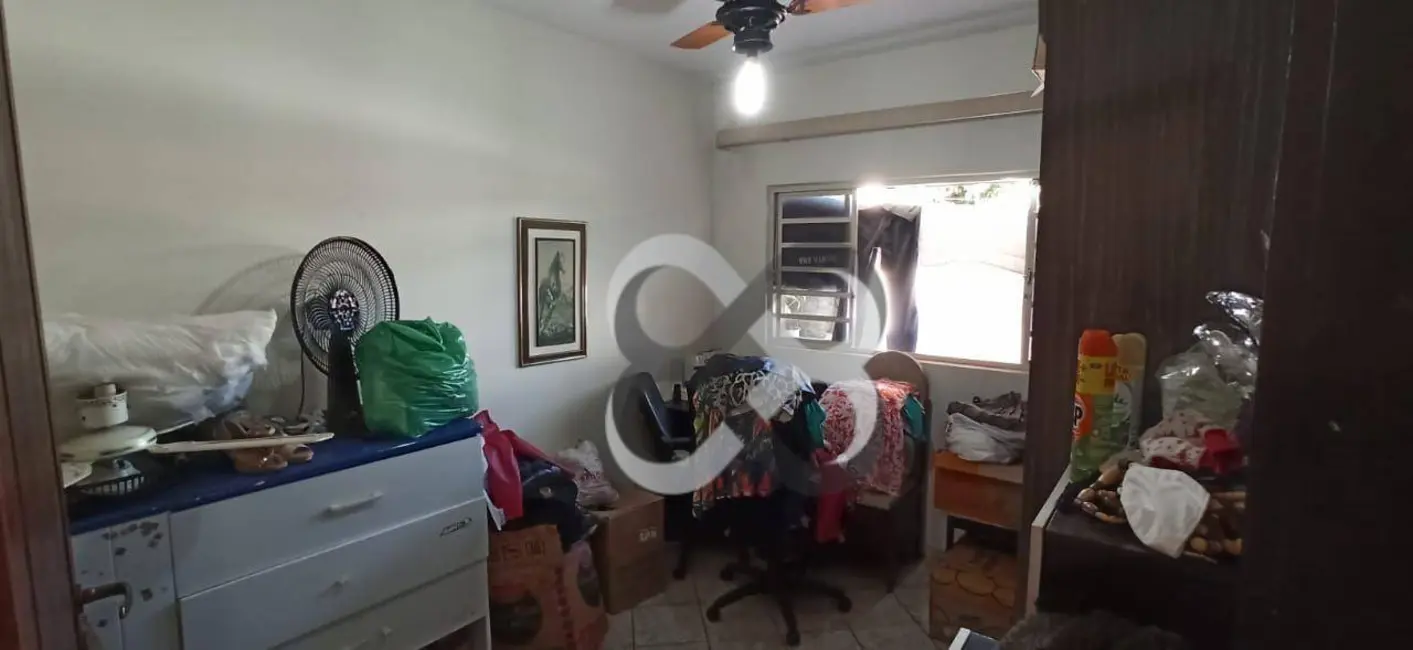 Foto 6 de Casa com 4 quartos à venda, 442m2 em Vila Brasil, Londrina - PR