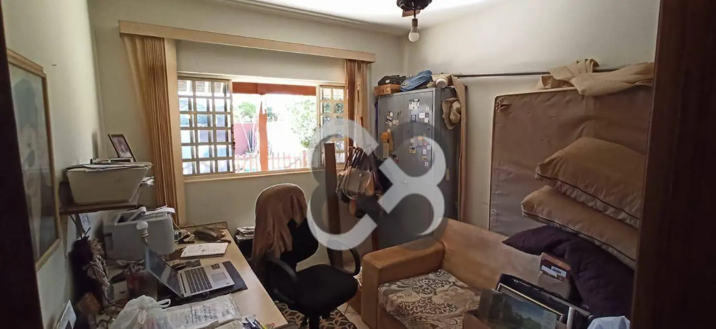 Foto 7 de Casa com 4 quartos à venda, 442m2 em Vila Brasil, Londrina - PR