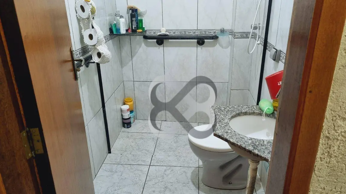 Casa com 4 quartos à venda, 201m2 em Conjunto Habitacional Milton Gavetti, Londrina - PR - imagem 9 Foto 9 de Casa com 4 quartos à venda, 201m2 em Conjunto Habitacional Milton Gavetti, Londrina - PR
