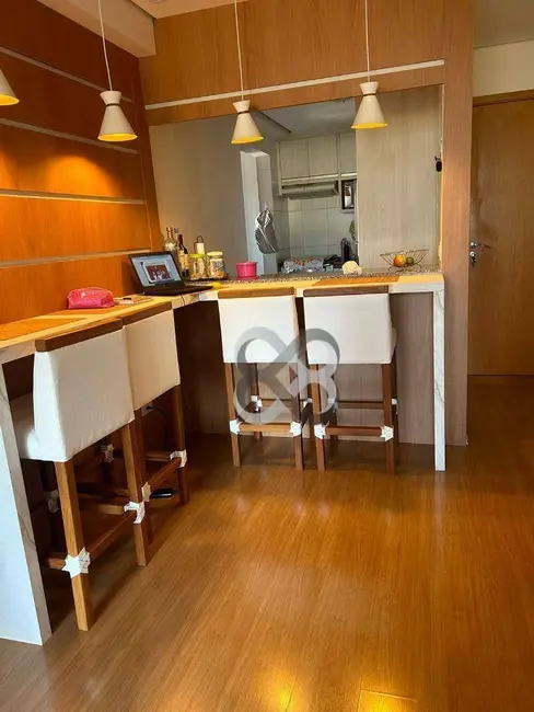 Apartamento com 3 quartos à venda, 150m2 em Centro, Londrina - PR - imagem 4 Foto 4 de Apartamento com 3 quartos à venda, 150m2 em Centro, Londrina - PR