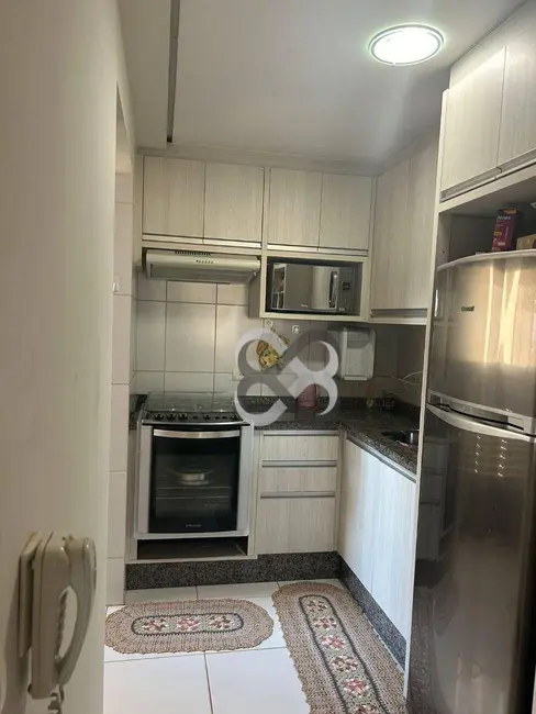 Apartamento com 3 quartos à venda, 150m2 em Centro, Londrina - PR - imagem 8 Foto 8 de Apartamento com 3 quartos à venda, 150m2 em Centro, Londrina - PR
