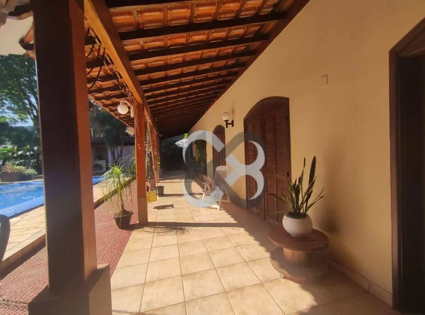 Casa com 5 quartos à venda, 1342m2 em Waldemar Hauer, Londrina - PR - imagem 4 Foto 4 de Casa com 5 quartos à venda, 1342m2 em Waldemar Hauer, Londrina - PR