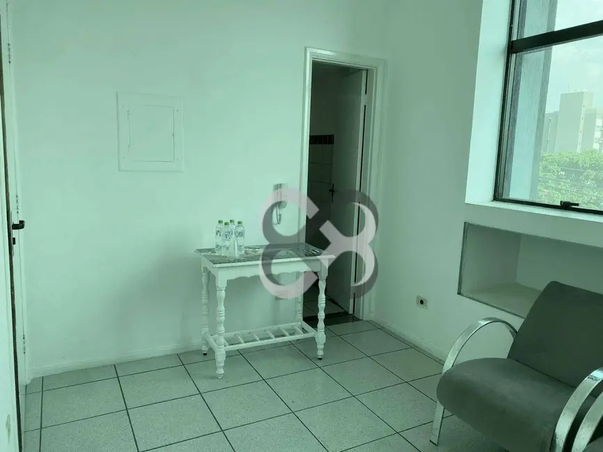 Sala Comercial à venda, 32m2 em Centro, Londrina - PR - imagem 7 Foto 7 de Sala Comercial à venda, 32m2 em Centro, Londrina - PR