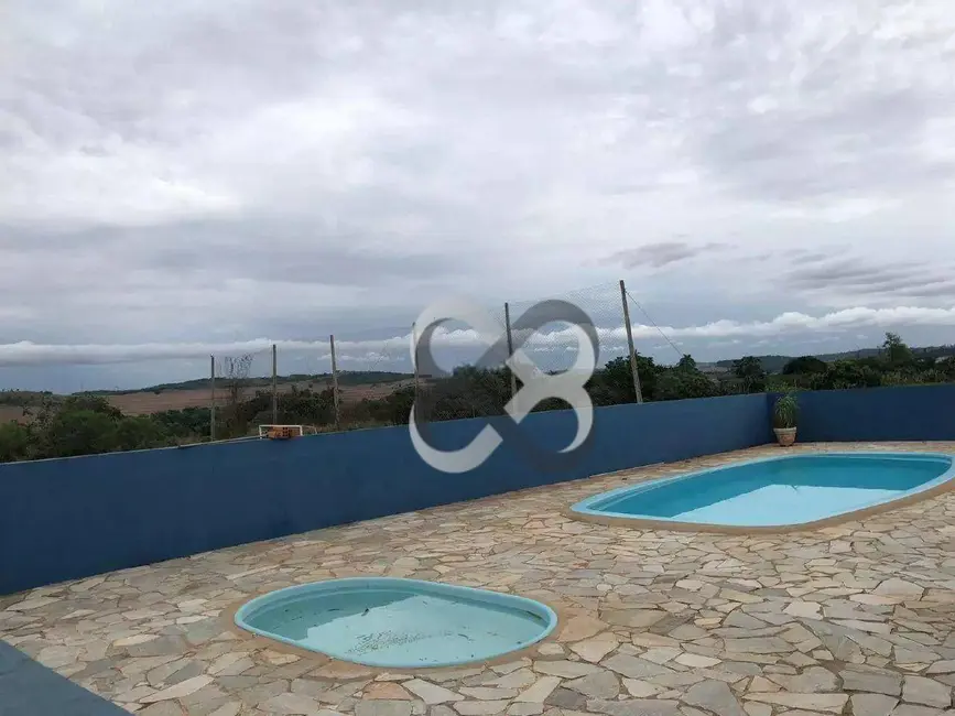 Foto 2 de Chácara com 3 quartos à venda e para alugar, 5000m2 em Limoeiro, Londrina - PR