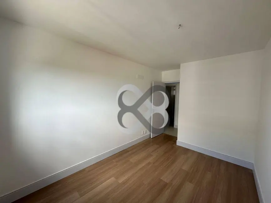 Foto 9 de Apartamento com 3 quartos à venda, 208m2 em Bela Suiça, Londrina - PR