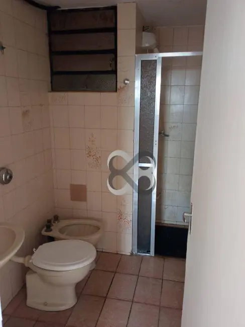 Apartamento com 3 quartos à venda, 78m2 em Conjunto Café, Londrina - PR - imagem 8 Foto 8 de Apartamento com 3 quartos à venda, 78m2 em Conjunto Café, Londrina - PR
