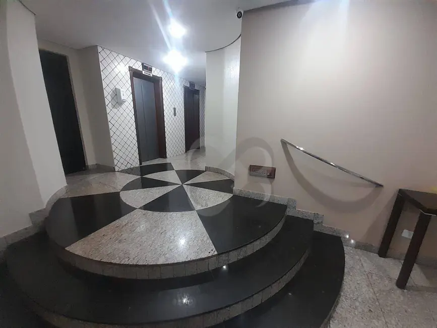Apartamento com 3 quartos à venda, 110m2 em Centro, Londrina - PR - imagem 2 Foto 2 de Apartamento com 3 quartos à venda, 110m2 em Centro, Londrina - PR