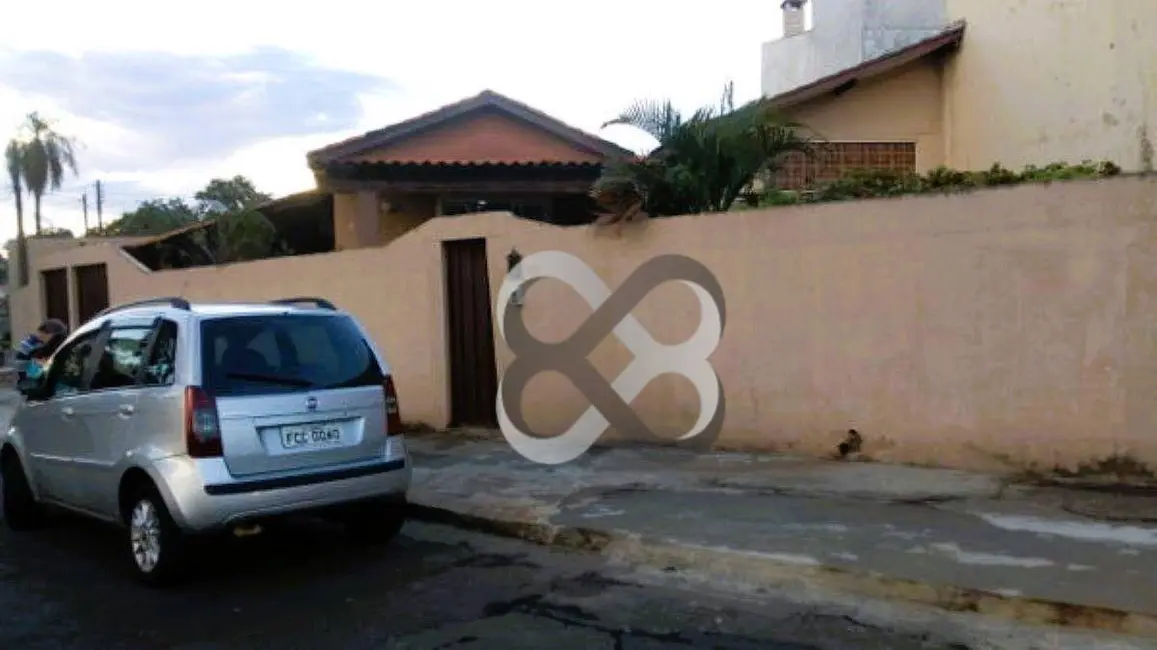 Foto 1 de Casa com 3 quartos à venda, 176m2 em Hedy, Londrina - PR