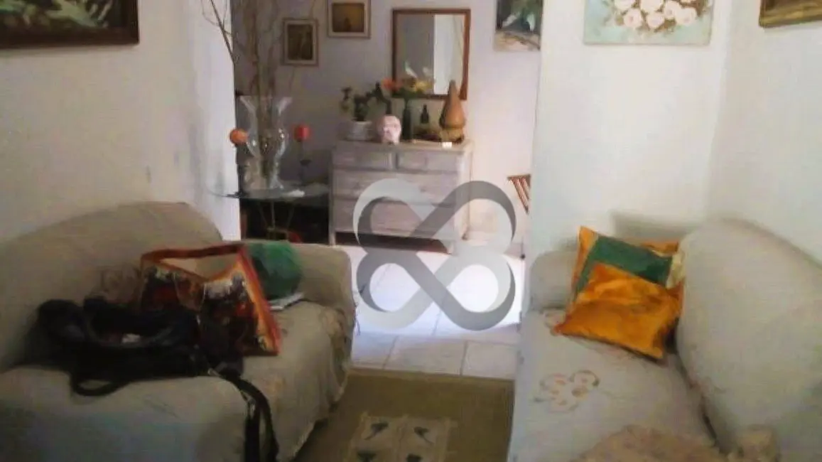 Casa com 3 quartos à venda, 176m2 em Hedy, Londrina - PR - imagem 3 Foto 3 de Casa com 3 quartos à venda, 176m2 em Hedy, Londrina - PR