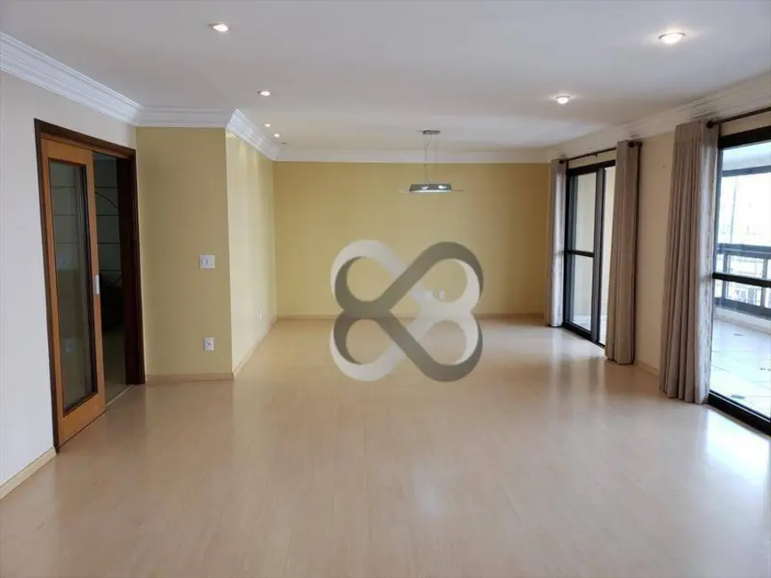 Apartamento com 3 quartos à venda, 325m2 em Jardim do Lago, Londrina - PR - imagem 5 Foto 5 de Apartamento com 3 quartos à venda, 325m2 em Jardim do Lago, Londrina - PR