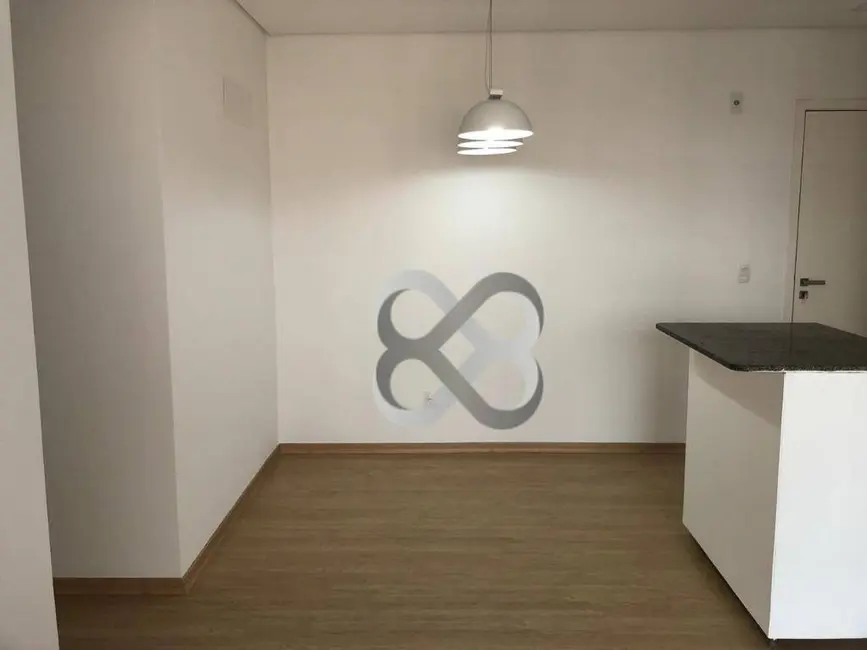 Foto 3 de Apartamento com 2 quartos para alugar, 85m2 em Centro, Londrina - PR