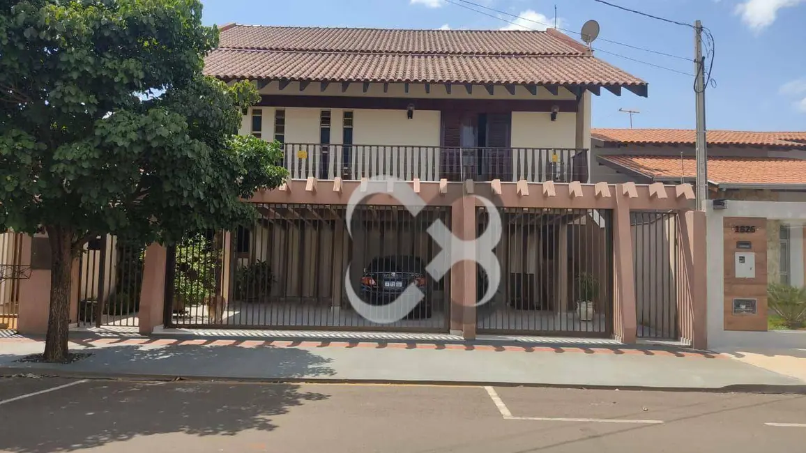 Foto 1 de Sobrado com 4 quartos à venda, 341m2 em Ibipora - PR