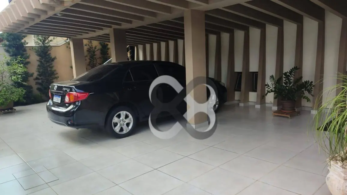 Foto 4 de Sobrado com 4 quartos à venda, 341m2 em Ibipora - PR