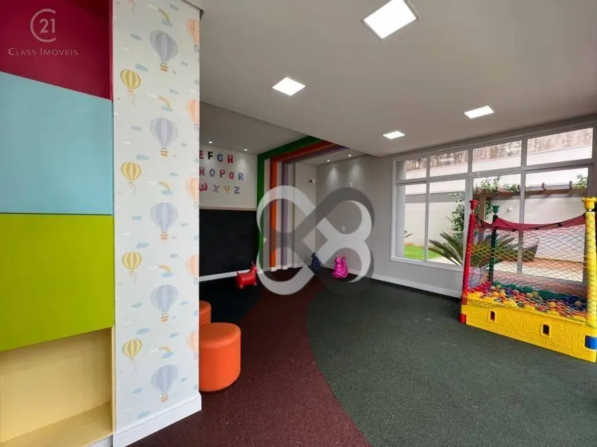 Apartamento com 3 quartos à venda, 160m2 em São Vicente, Londrina - PR - imagem 9 Foto 9 de Apartamento com 3 quartos à venda, 160m2 em São Vicente, Londrina - PR