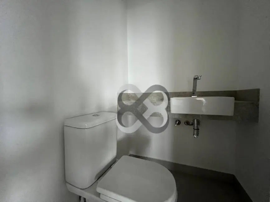 Sala Comercial à venda e para alugar, 300m2 em Bela Suiça, Londrina - PR - imagem 6 Foto 6 de Sala Comercial à venda e para alugar, 300m2 em Bela Suiça, Londrina - PR