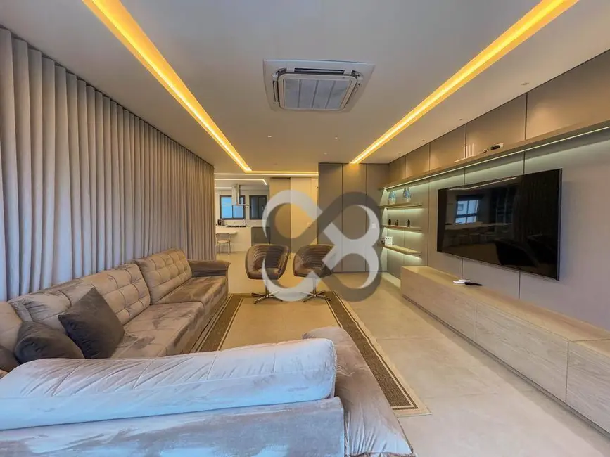 Apartamento com 3 quartos à venda, 368m2 em Gleba Fazenda Palhano, Londrina - PR - imagem 6 Foto 6 de Apartamento com 3 quartos à venda, 368m2 em Gleba Fazenda Palhano, Londrina - PR