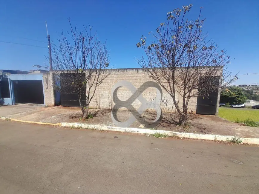 Foto 1 de Terreno / Lote à venda, 360m2 em Colúmbia, Londrina - PR