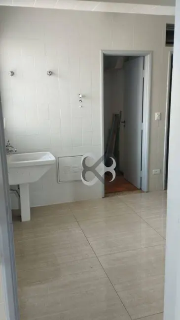 Apartamento com 4 quartos à venda, 152m2 em Centro, Londrina - PR - imagem 2 Foto 2 de Apartamento com 4 quartos à venda, 152m2 em Centro, Londrina - PR