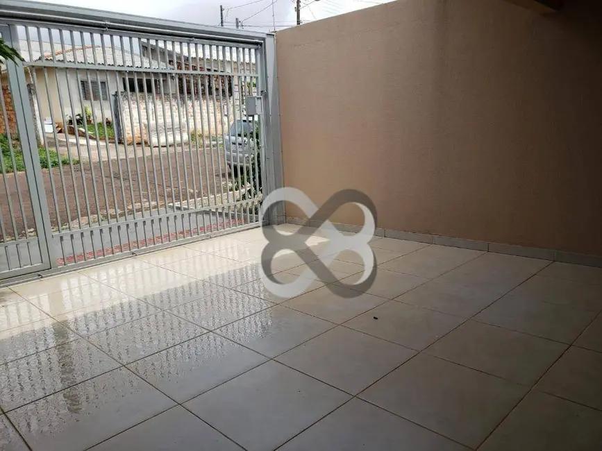 Casa com 2 quartos à venda, 129m2 em Jardim Tókio, Londrina - PR - imagem 3 Foto 3 de Casa com 2 quartos à venda, 129m2 em Jardim Tókio, Londrina - PR
