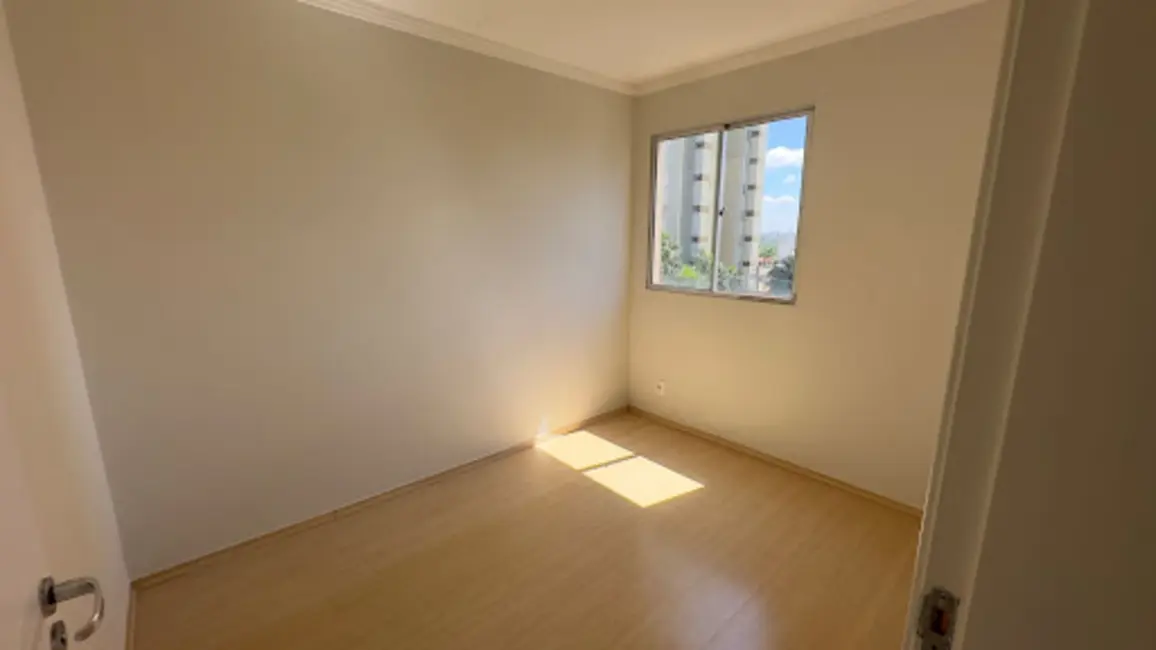 Apartamento com 2 quartos à venda, 131m2 em Vale dos Tucanos, Londrina - PR - imagem 3 Foto 3 de Apartamento com 2 quartos à venda, 131m2 em Vale dos Tucanos, Londrina - PR
