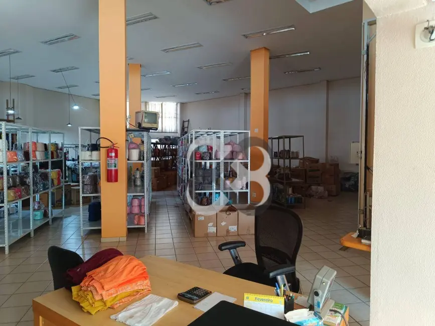 Sala Comercial à venda, 570m2 em Centro, Londrina - PR - imagem 5 Foto 5 de Sala Comercial à venda, 570m2 em Centro, Londrina - PR