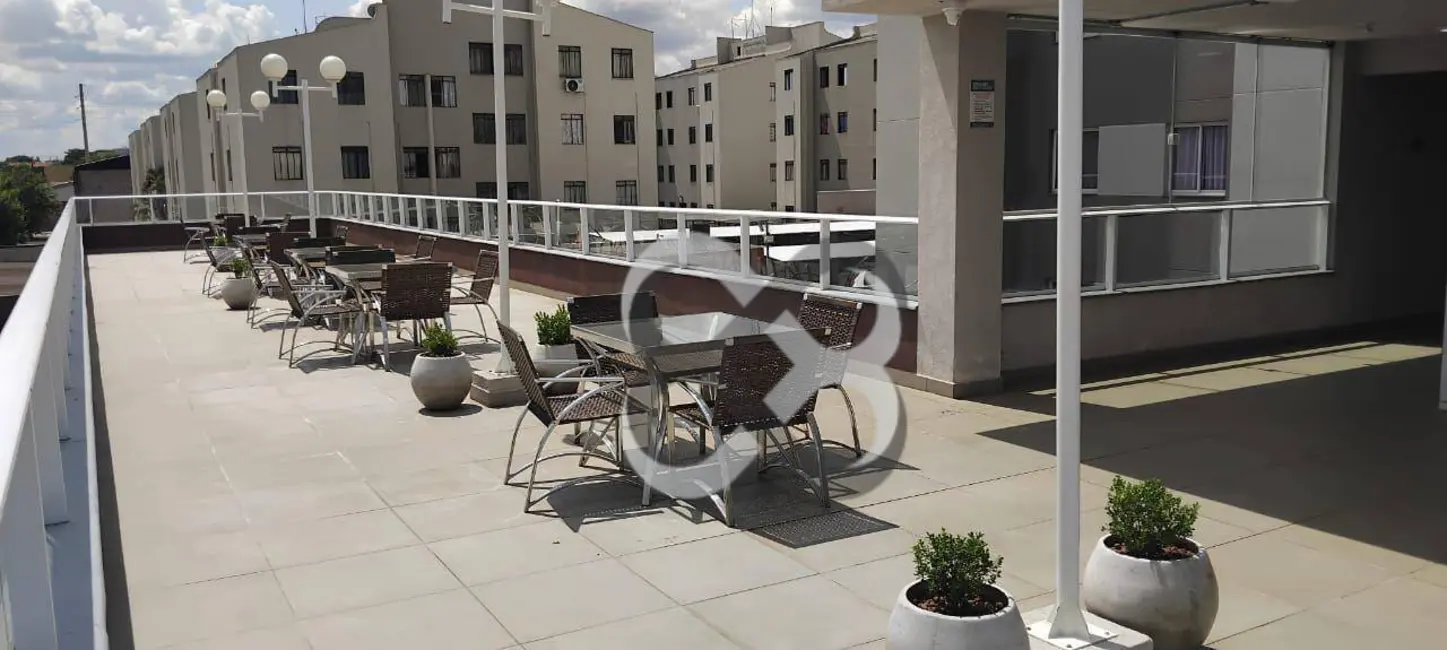 Foto 3 de Apartamento com 2 quartos à venda, 47m2 em Parque Jamaica, Londrina - PR