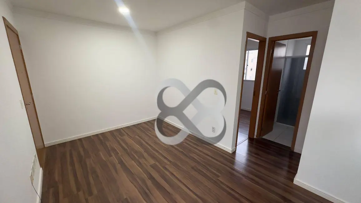 Foto 4 de Apartamento com 2 quartos à venda, 57m2 em Londrina - PR