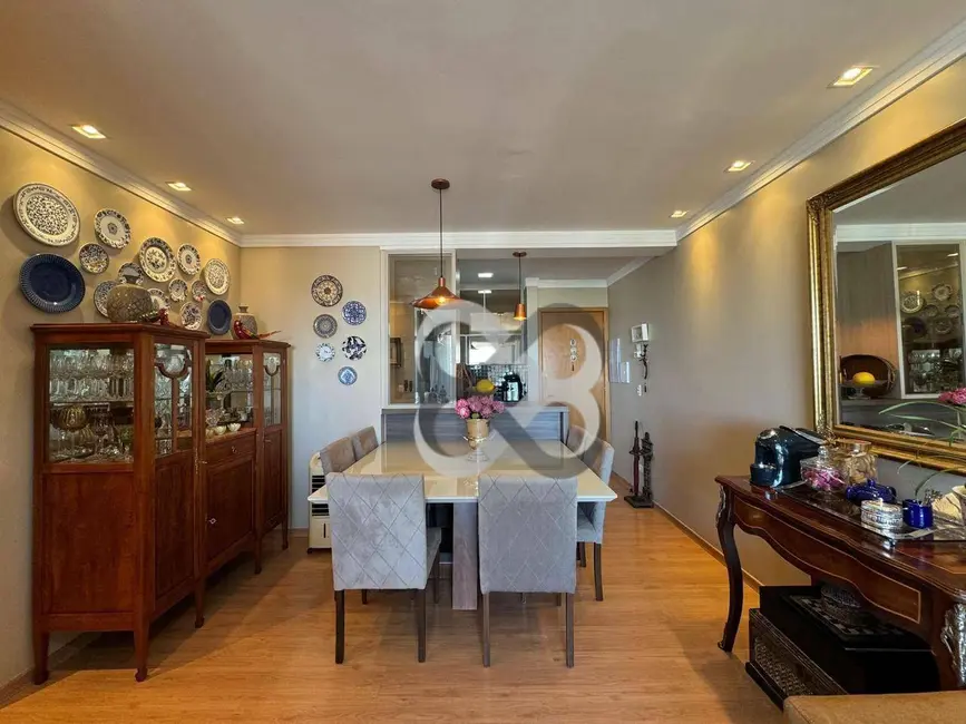Apartamento com 3 quartos à venda, 113m2 em Petrópolis, Londrina - PR - imagem 4 Foto 4 de Apartamento com 3 quartos à venda, 113m2 em Petrópolis, Londrina - PR