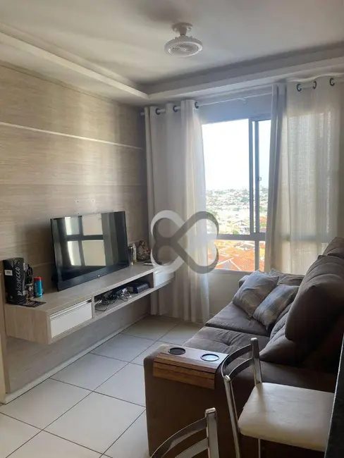 Foto 4 de Apartamento com 2 quartos à venda, 52m2 em Londrina - PR