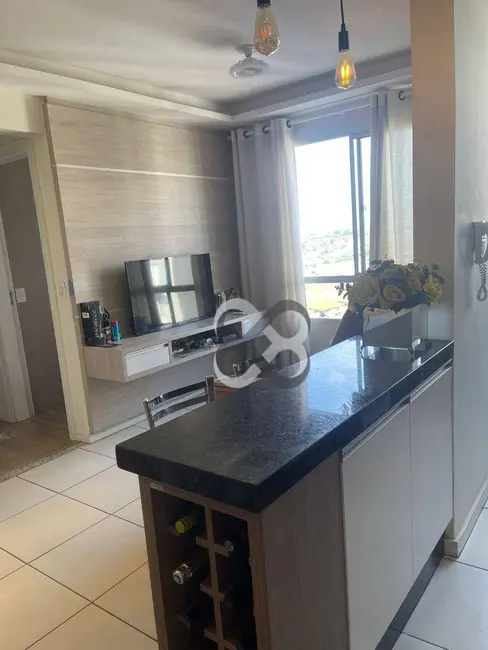 Foto 3 de Apartamento com 2 quartos à venda, 52m2 em Londrina - PR