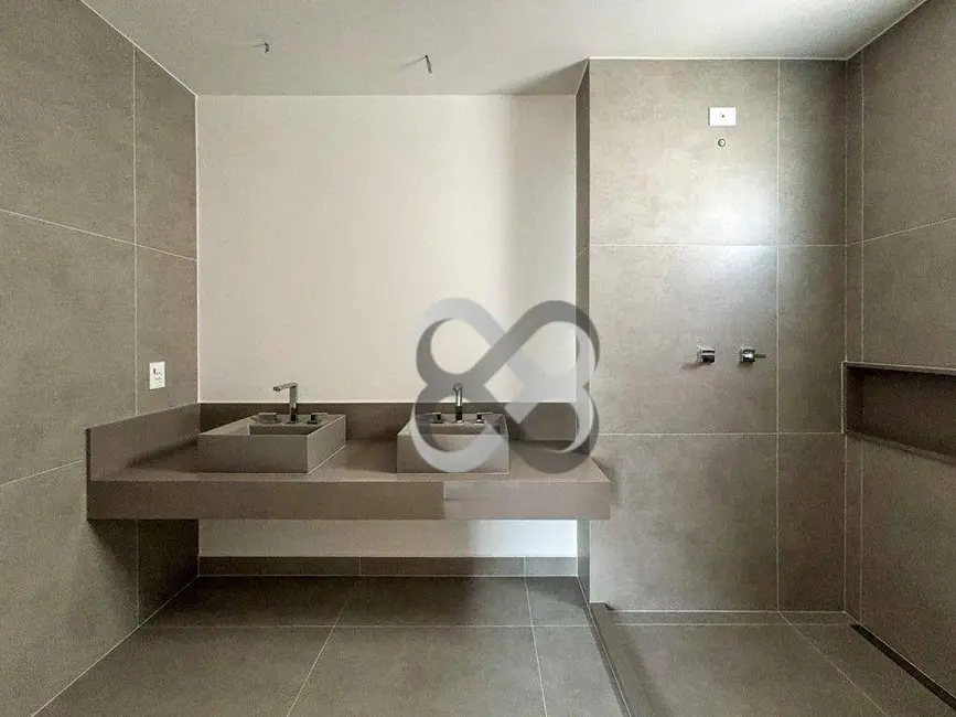 Apartamento com 3 quartos à venda, 139m2 em Londrina - PR - imagem 8 Foto 8 de Apartamento com 3 quartos à venda, 139m2 em Londrina - PR