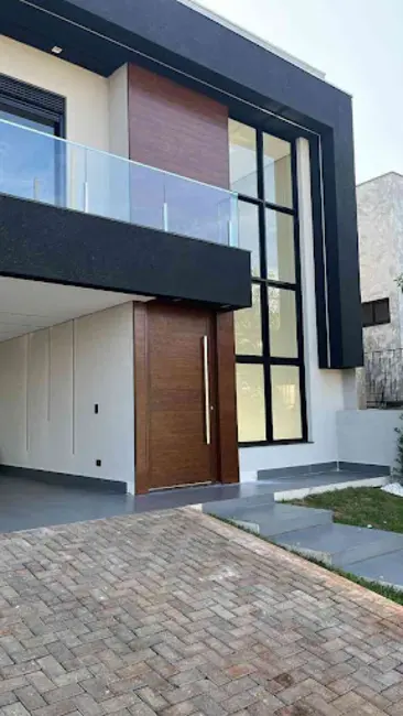 Casa de Condomínio com 3 quartos à venda, 250m2 em Conjunto Habitacional Alexandre Urbanas, Londrina - PR - imagem 2 Foto 2 de Casa de Condomínio com 3 quartos à venda, 250m2 em Conjunto Habitacional Alexandre Urbanas, Londrina - PR